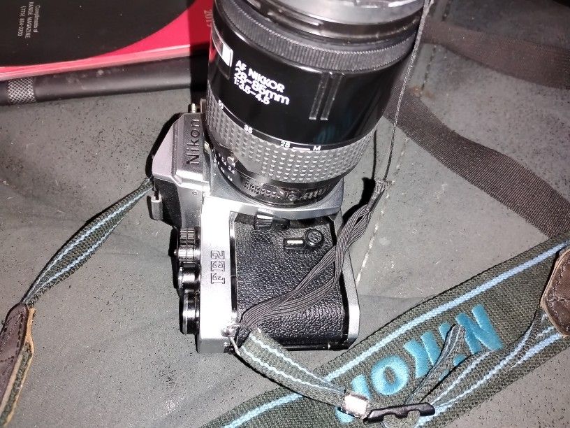 Nikon FE2 