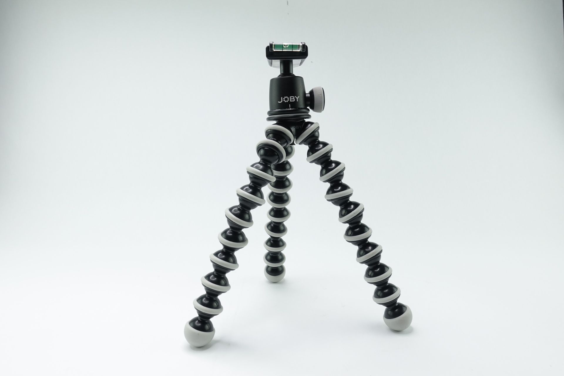 JOBY GorillaPod SLR Zoom - Flexible Tripod with Ballhead Bundle for DSLR or Mirrorless Cameras up to 6.6lbs