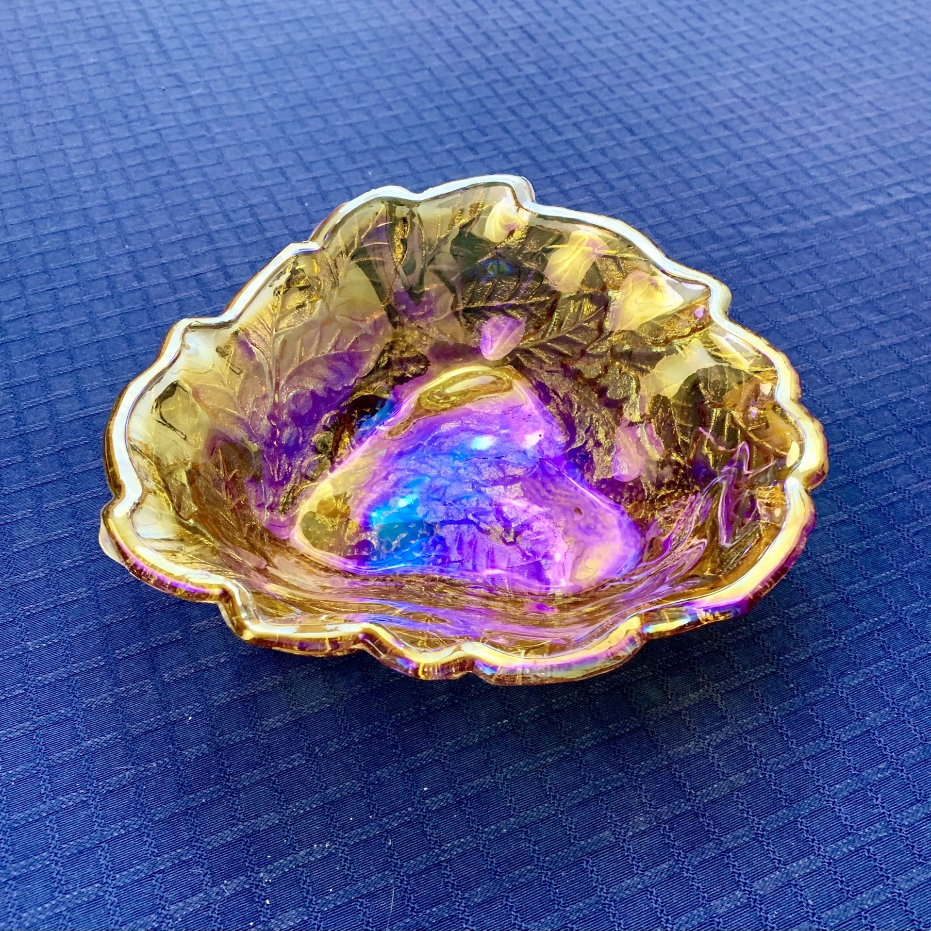 Iridescent Marigold Carnival Glass Bowl In Loganberry Pattern
