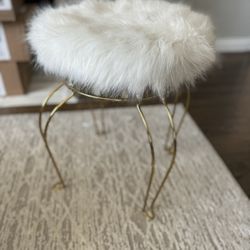 Vanity Bench