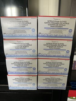 Cardinal Health Nitrile Exam Gloves - 8 boxes of 200 gloves