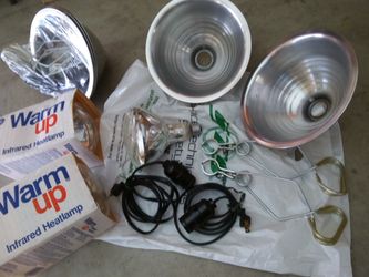 Easy setup,  simple lighting kit