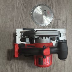 Milwaukee Circular Saw