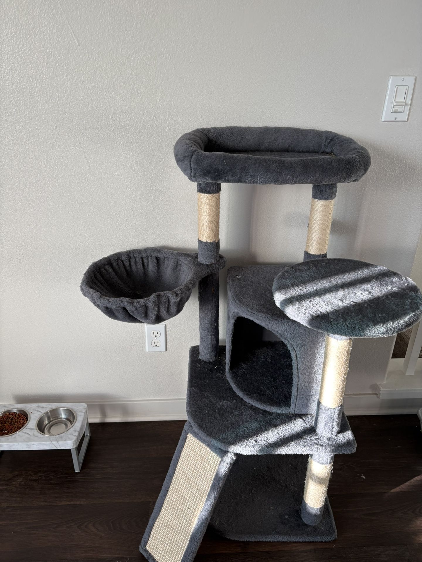 Cat Tree For Sale