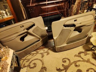 99-06 Silverado Sierra Electric door panels front beige
