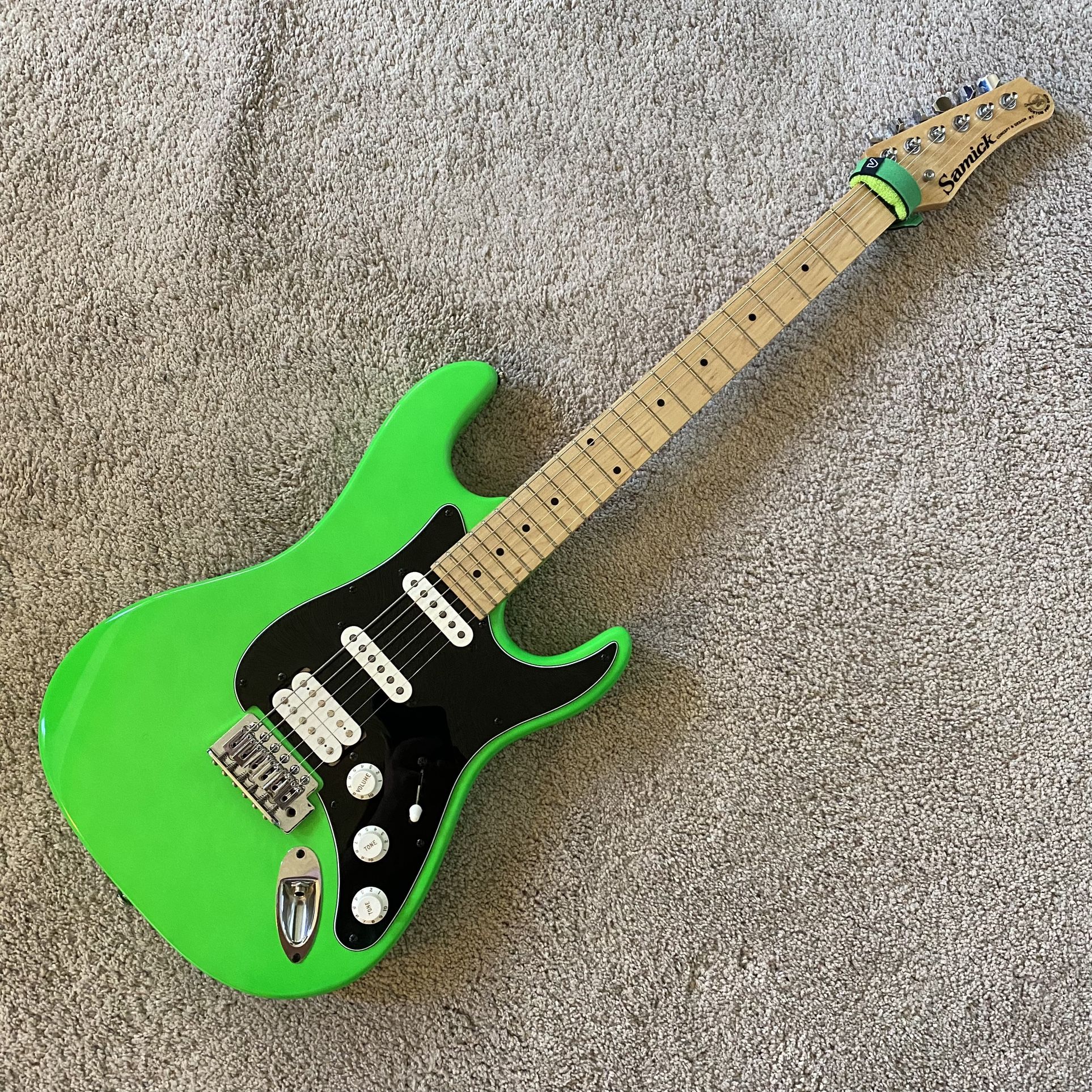 Samick SSM-1 PH FOG Valley Arts HSS Strat Guitar - Fluorescent Green