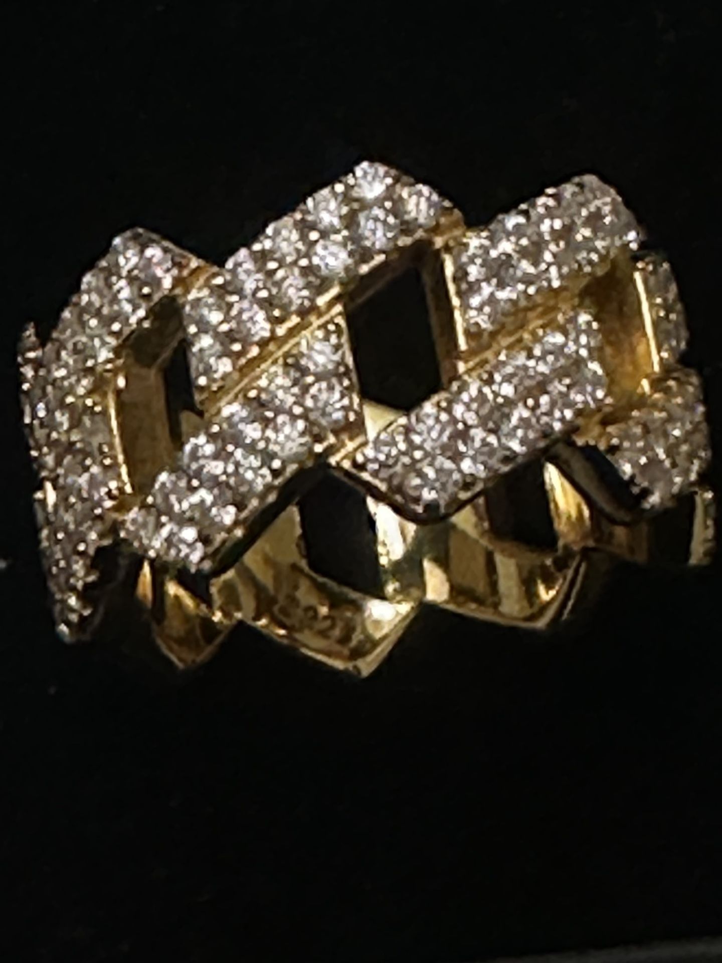 Natural Lab Stone Miami Cuban Link Ring