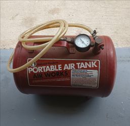 Portable air tank
