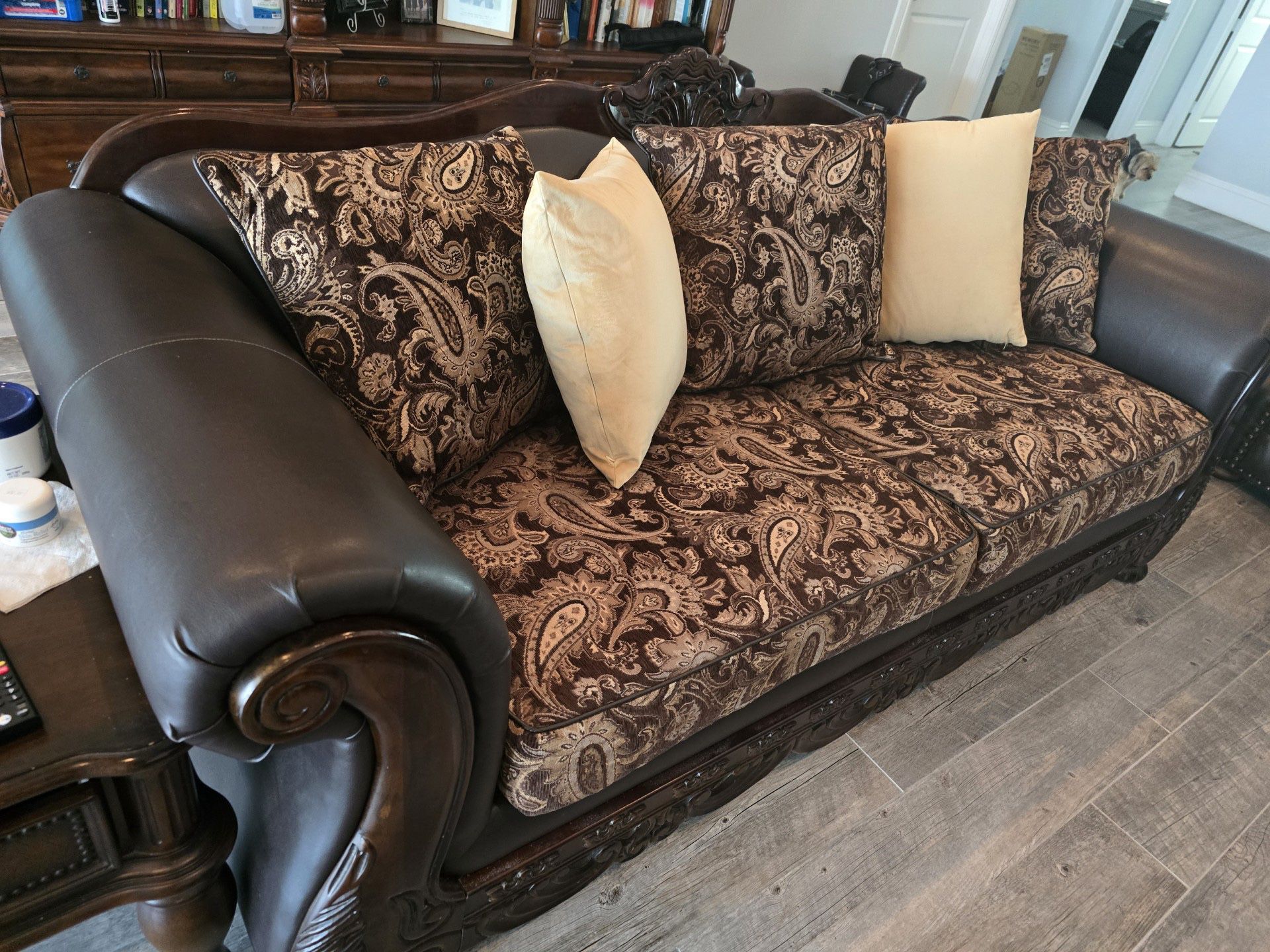 Leather & Microfiber Premium Love Seat Couch 