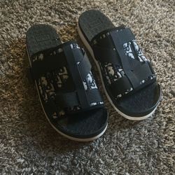 Dior Slides