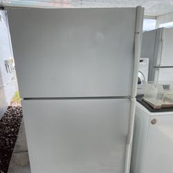 🚨🚨KENMORE REFRIGERATOR 🚨🚨