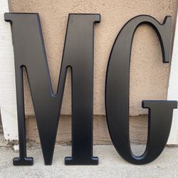  Wooden Letters “M” And “G”