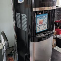 Water Dispenser 