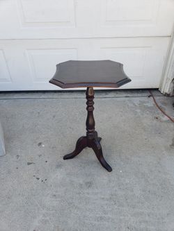 Vintage Pedestal Stand Or Plant Stand