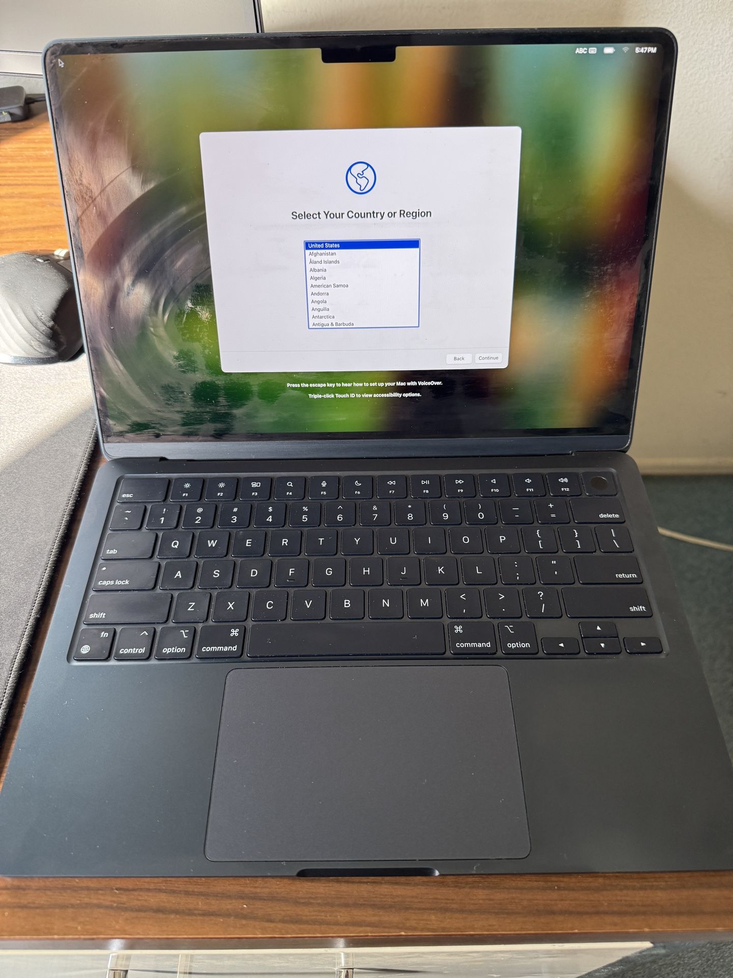 2022 MacBook Air 13.6" M2, 16GB RAM, 256GB SSD