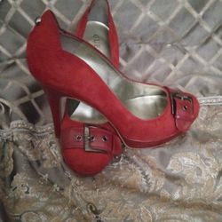 Size 9 Brick Red Heels By Guess