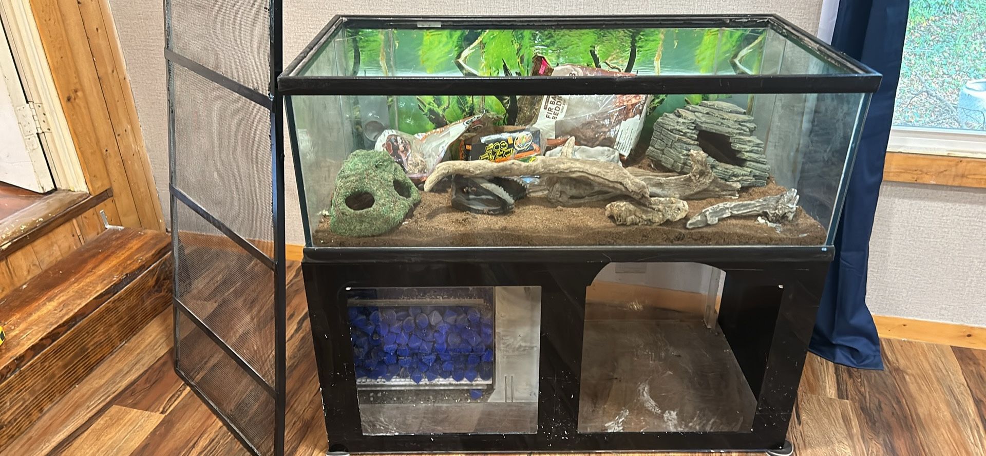 Saltwater Aquarium Tank / Coral Frag tank. 48L X 24 d X 16h