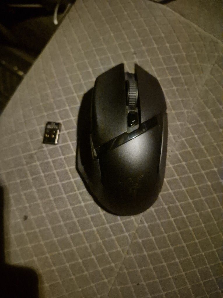 BLACK Razer Basilisk V3 X HyperSpeed Wireless Gaming Mouse 18k RZ01-0(contact info removed)