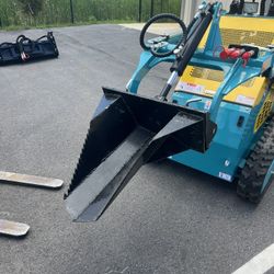 Mini Skid Steer Tree Spade 