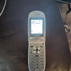 Sanyo Flip Phone By Sprint Model PM8200 Silver. Works And Comes With Original Charger! $30