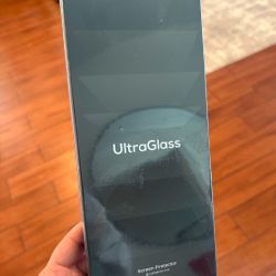 iPhone 16 Privacy Screen Protector 