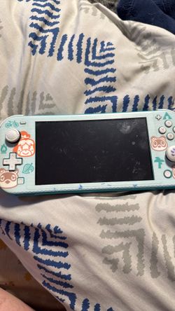 Turquoise Nintendo switch light
