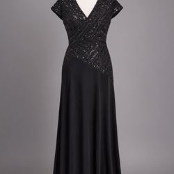 👗✨ 300–400 DRESSES IN STOCK ✨👗
New arrivals weekly — unique styles you won’t find everywhere 💃
Beautiful dresses starting at just $30🔥
Alterations