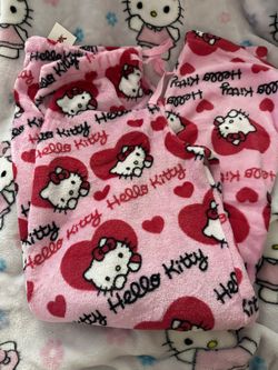 Hello Kitty valentine pink pjs