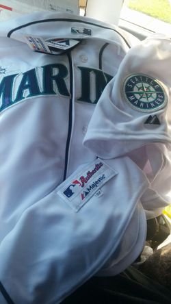 Seattle Mariners size 52 new with tags