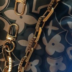 Louis Vuitton Bag Chain17.5 Official Lv Value Of 1000$ Asking  550