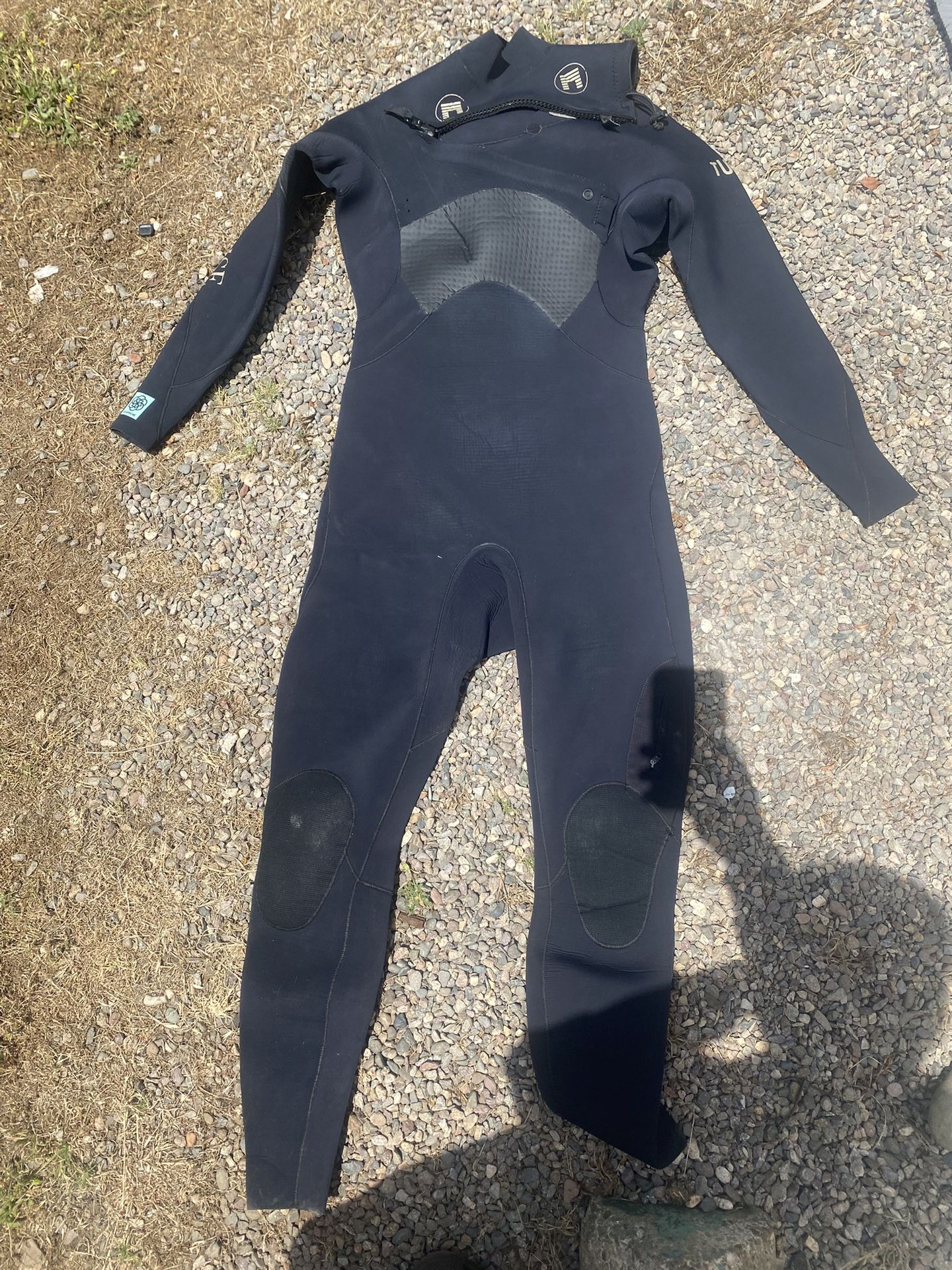 Matuse wetsuit large