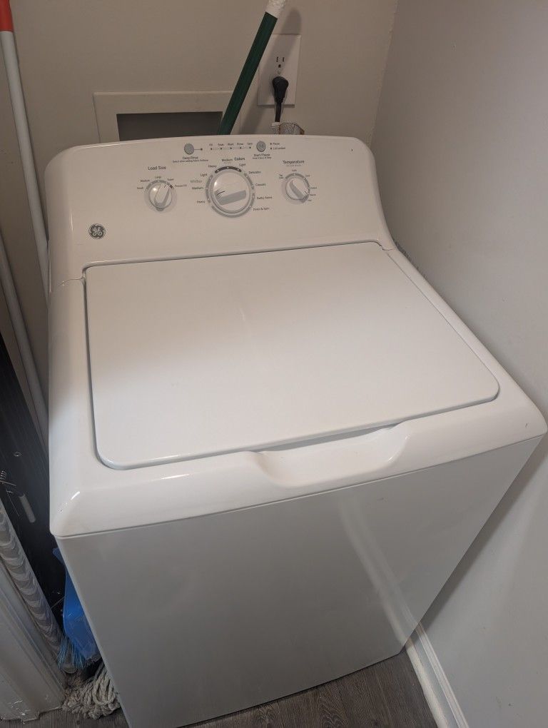 Very Good GE WASHER AND FASY DRYING AMANA DRYER- Moving SALE