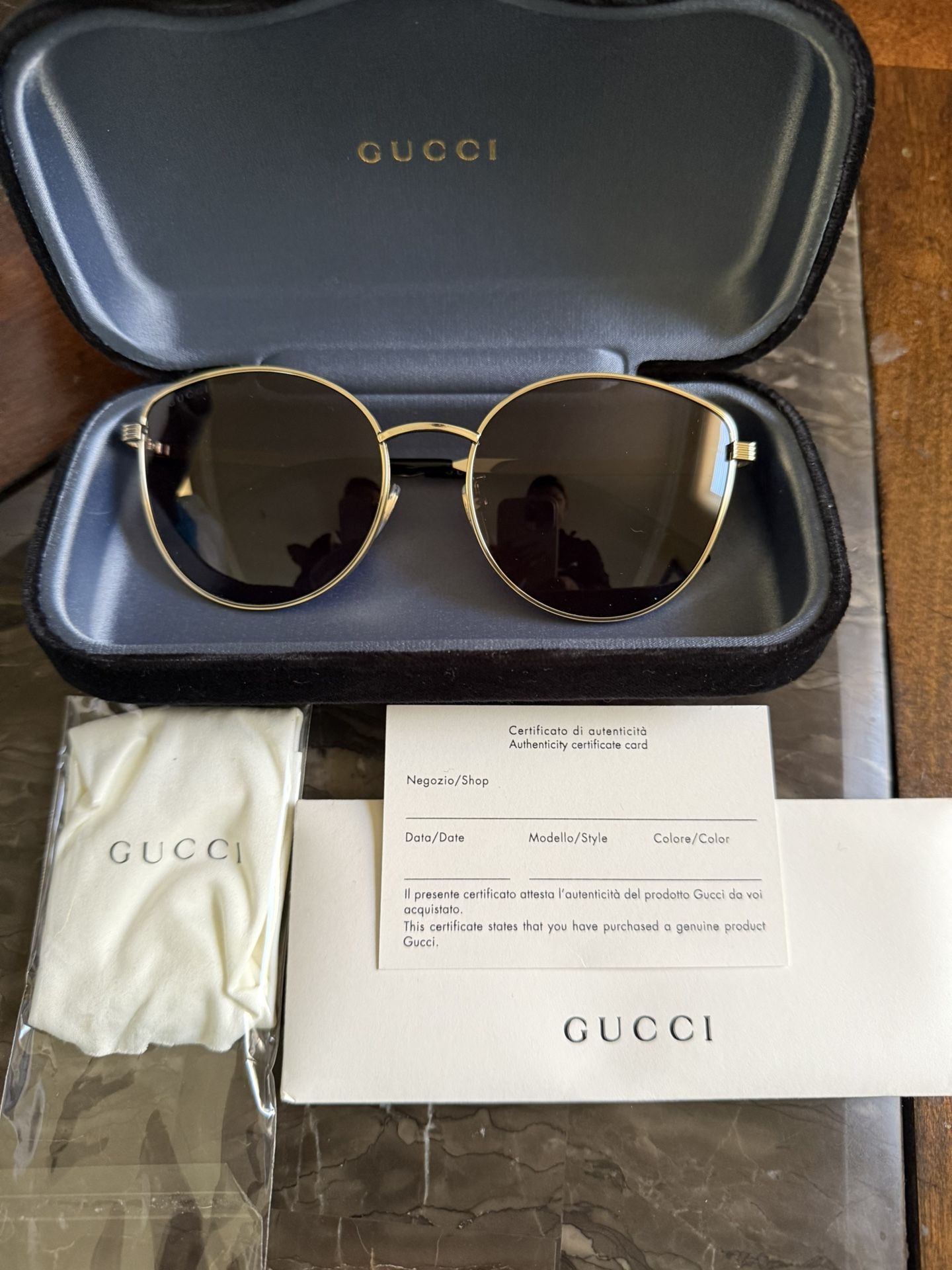 GUCCI SUNGLASSES