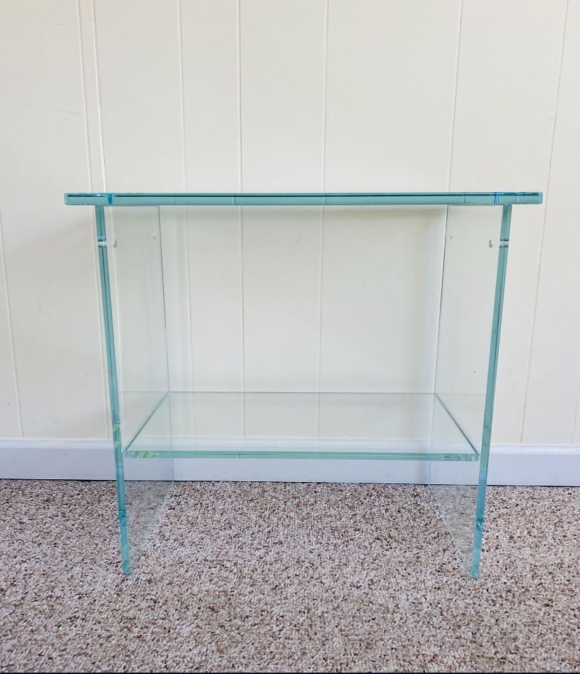 Glass TV Stand/ End Table for Sale in Seattle, WA OfferUp