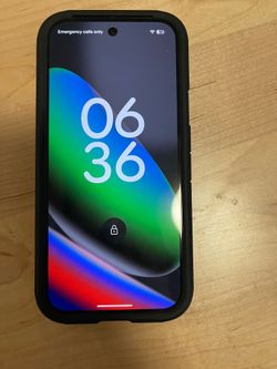 Mint OEM Unlocked Pixel 10 w/ Spigen case, screen+camera protectors, original box