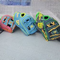 HIGH SCHOOL BASEBALL EQUIPMENT 