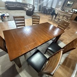 Dining Room Table 