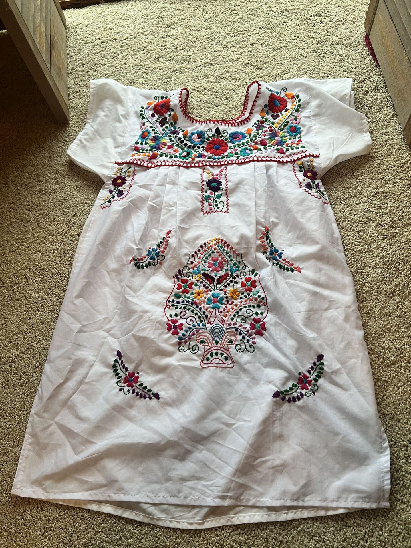 Vintage Mexican Embroidered Floral Shift Dress XS-M