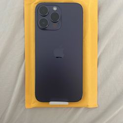 IPhone 14 pro Max 256gb Purple UNLOCKED