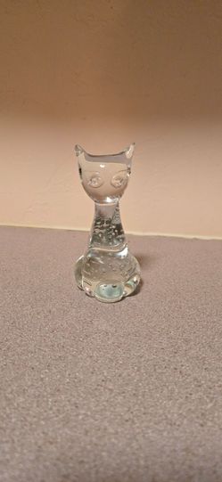 ESTATE SALE Vintage Clear Art Glass Cat Figurine / Paperweight with Controlled Bubbles
