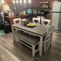 Dining Table Set NEW