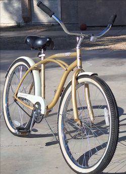 Huffy men's Beach Cruiser Size 26