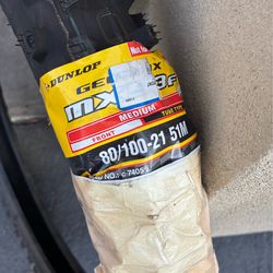 Dirt bike tire 80/100/21 front tire brand new