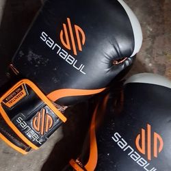 Sanbul Pro Leather Boxing Gloves Like New 