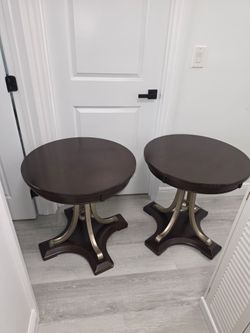 2 Mohagany Coffee tables