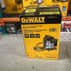 DEWALT 10 Gallon Wet/Dry Vacuum – Heavy Duty, Like New