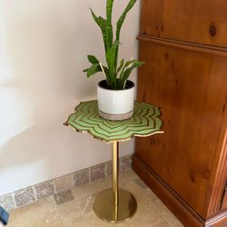 Hollywood Regency Eclectic Floral Dahlia Side Accent Table