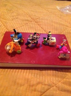 Collectible animaniacs and pinky and the brain figurine