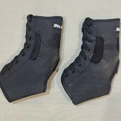 (2) TruFit Deluxe Lace-Up Ankle Brace/Stabalizer (Medium)