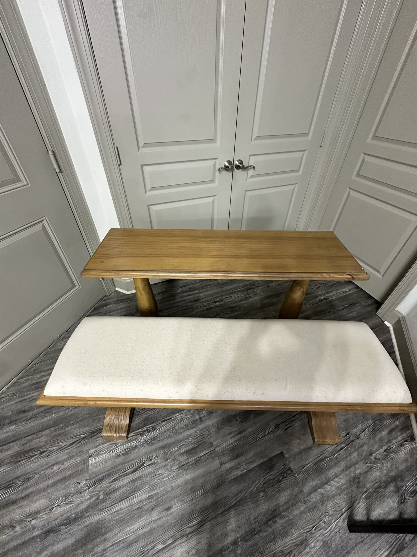 Chin Shu Console Table